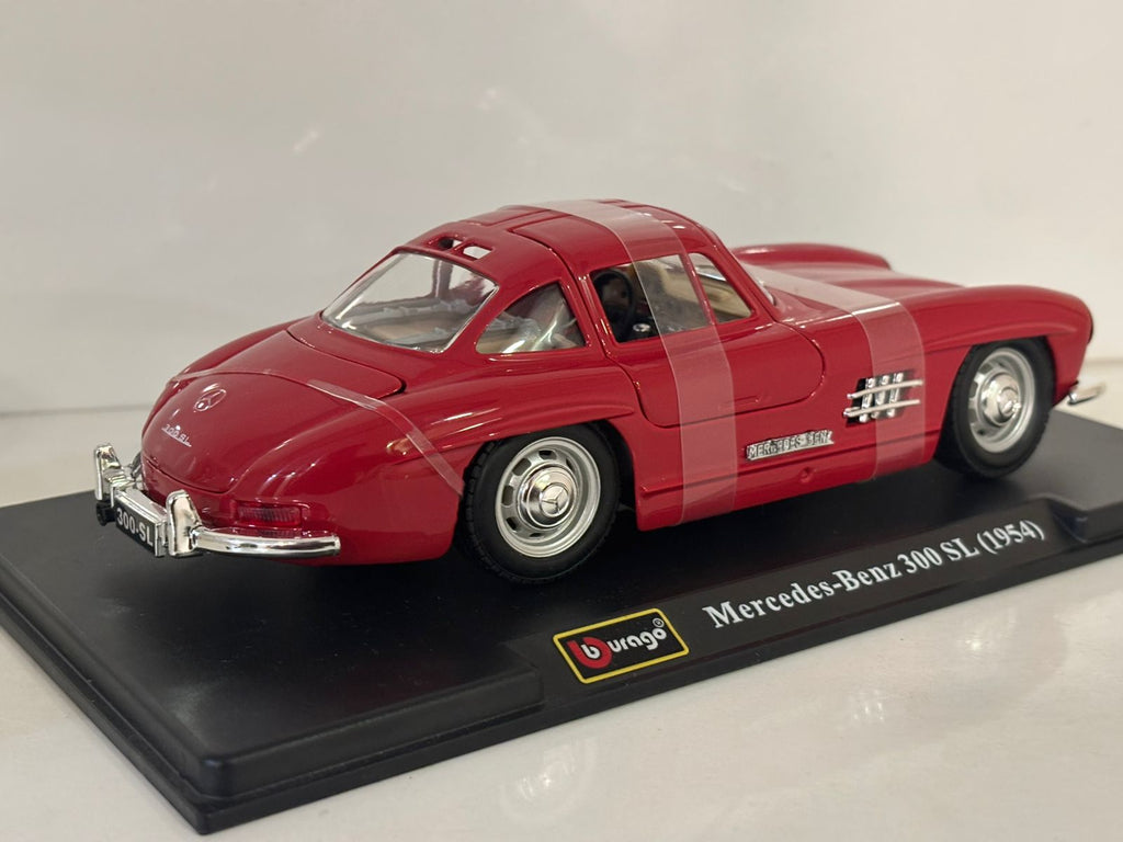 Bburago 1954 Mercedes-Benz 300 1:24 licensed